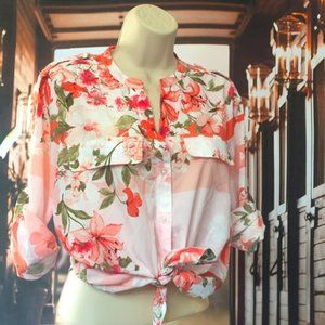 DIVIDED H&M Floral Short Sleeve Button Down Top S
